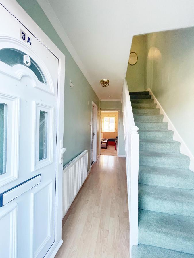 3 Bed Duplex Flat, Free Wifi & Netflix, Ideal For Contractors Apartman Gravesend Kültér fotó